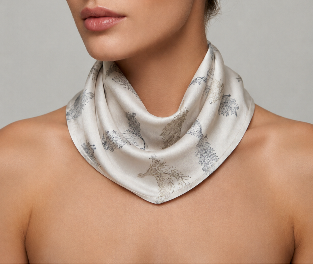 Foulard in Ecoprint di cipresso