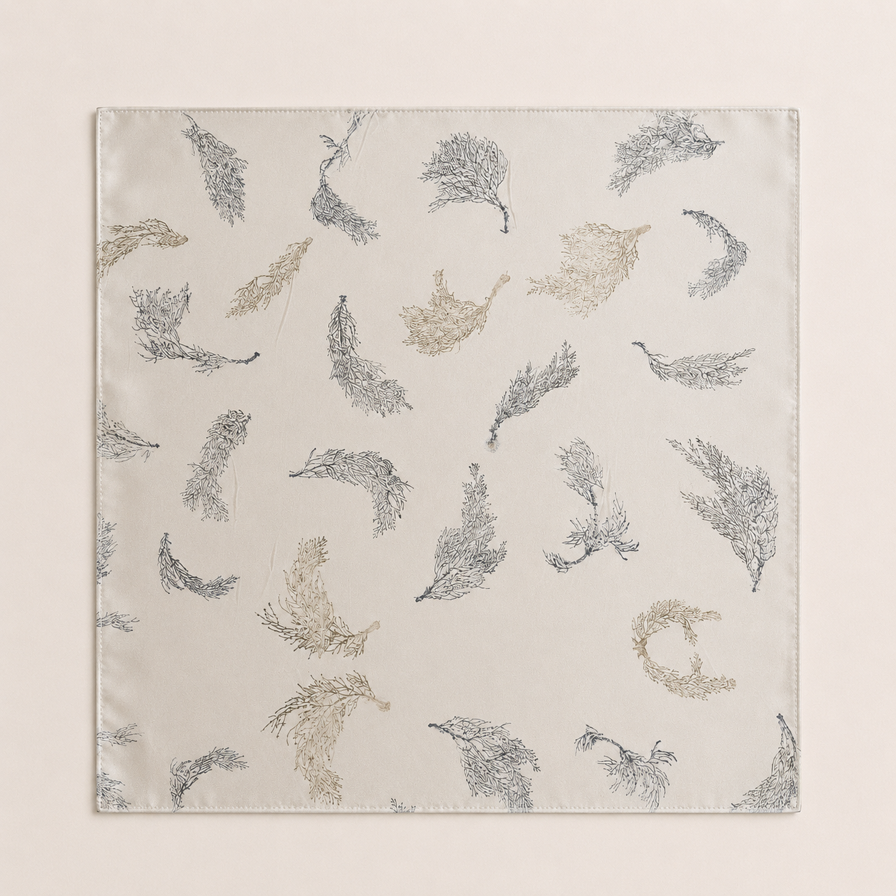 Foulard in Ecoprint di cipresso