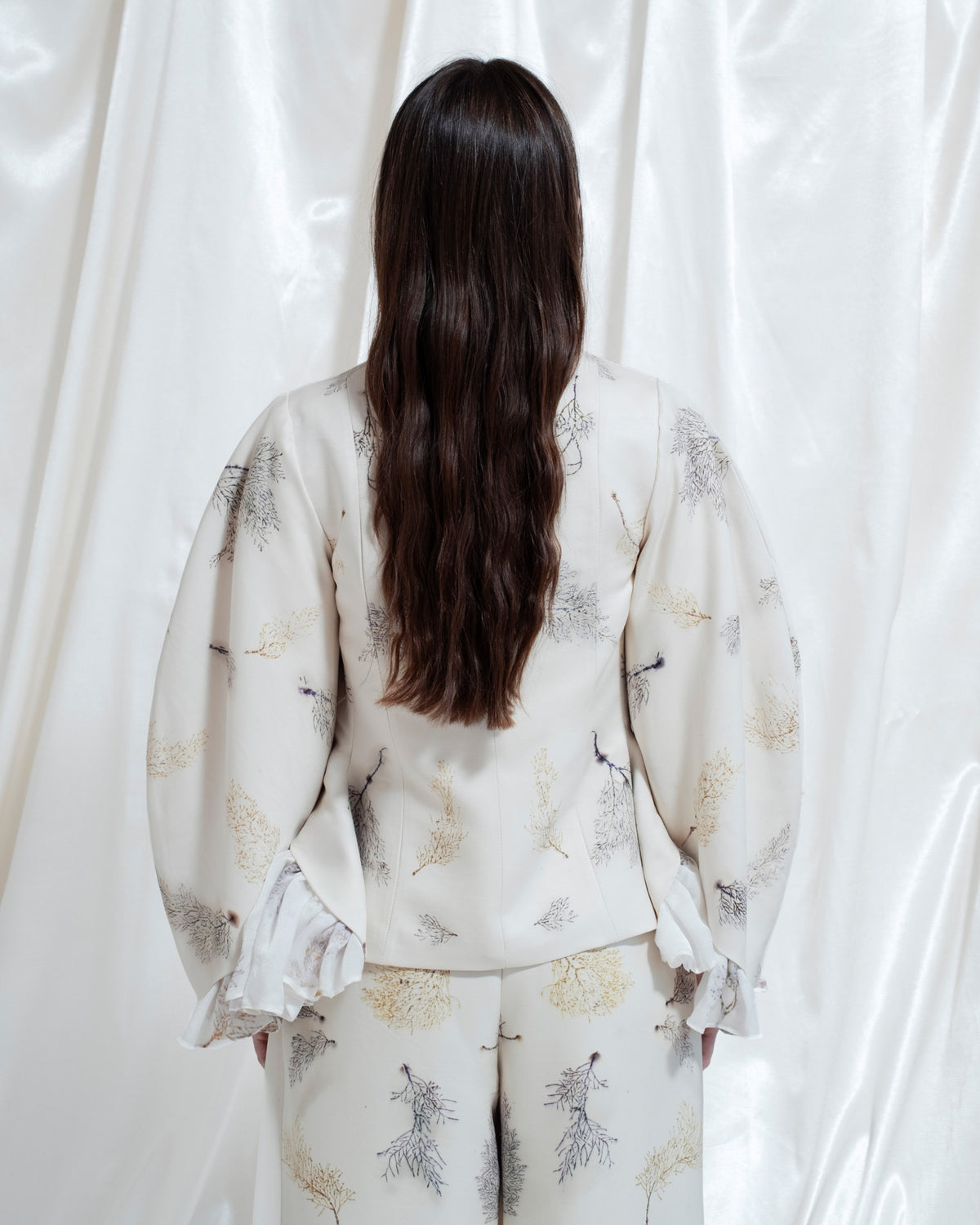 Giacca Edna in ecoprint e tintura naturale