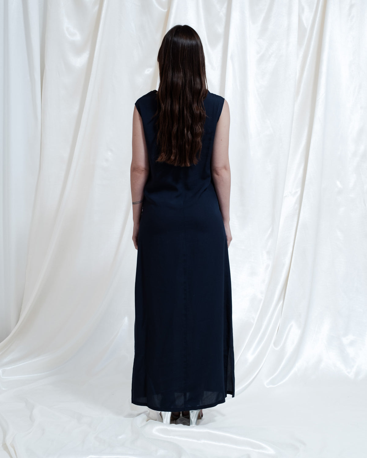 Abito Tea blu con drappeggio frontale