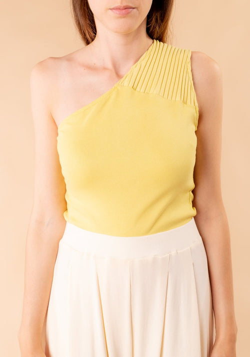 Top Glenda with natural dye